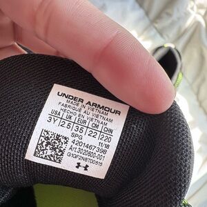 Under Armour Kids Sneakers - Black and Green